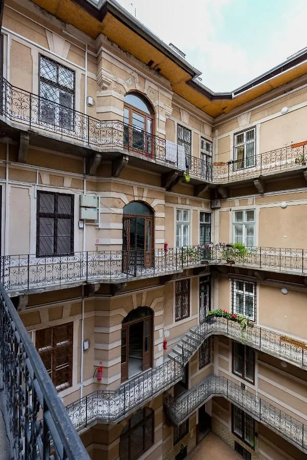 Luxury Central Apartment Budapest