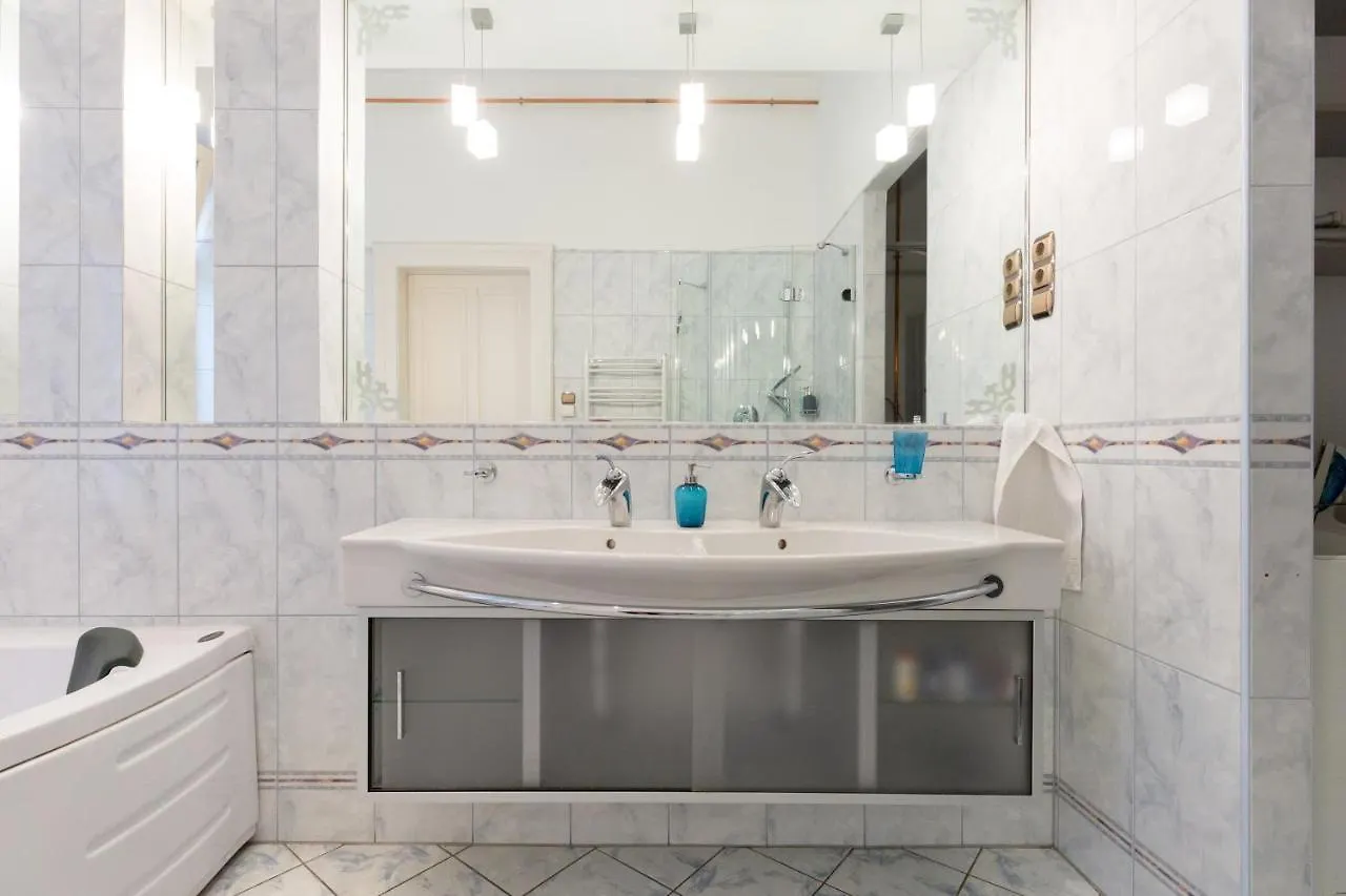 Luxury Central Apartment Budapest 0*,  Hungary