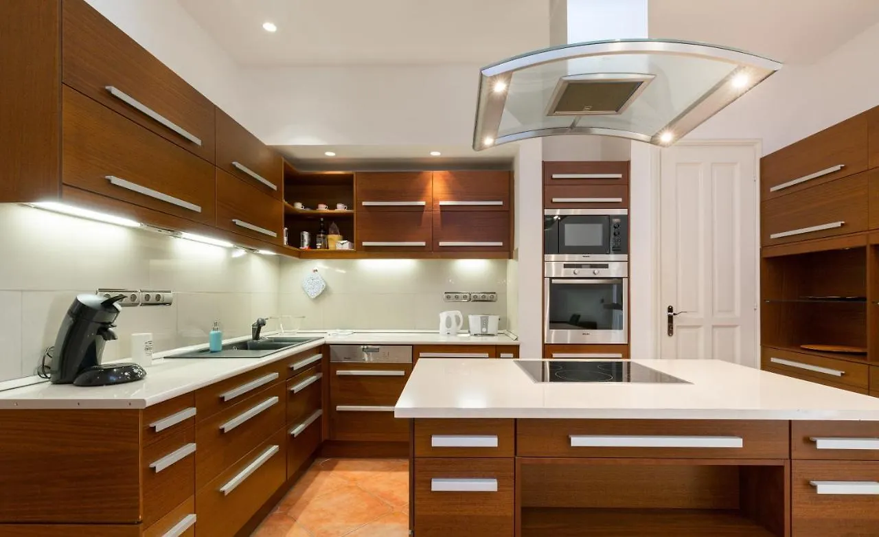 Luxury Central Apartment Budapest 0*,  Hungary